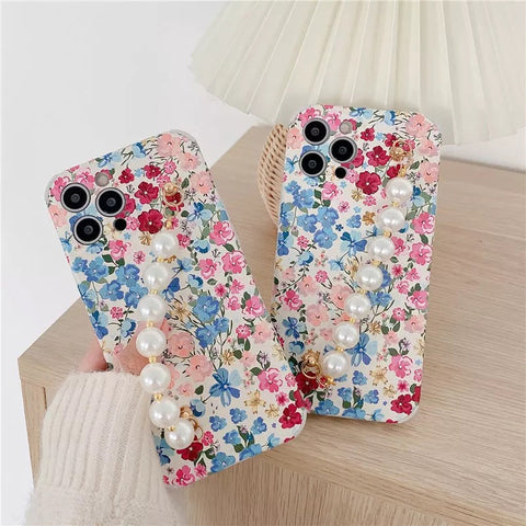 Luxury Cheerful Flower Pearl Case