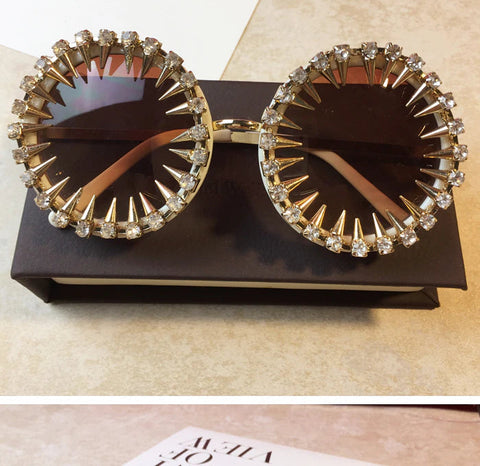 Round Stone Nail Sunglasses